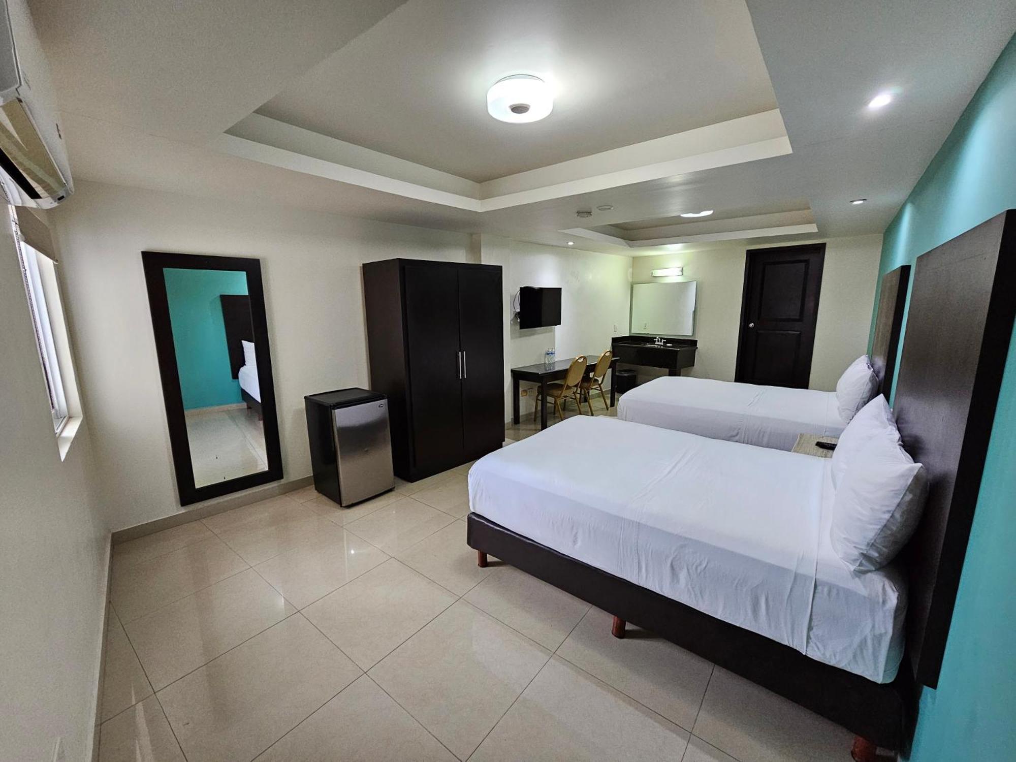 Hotel Maria Elena Cabo San Lucas Exteriör bild
