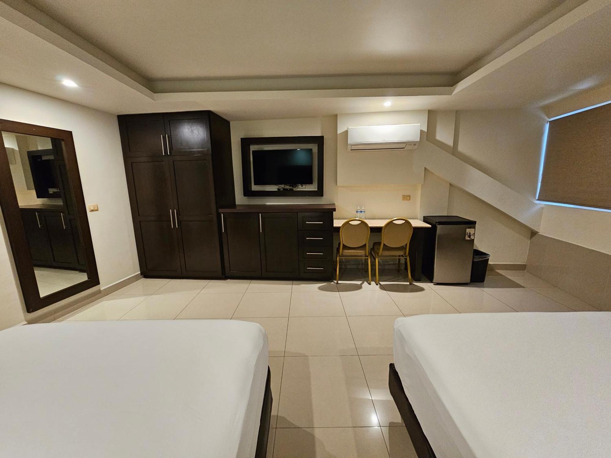 Hotel Maria Elena Cabo San Lucas Exteriör bild