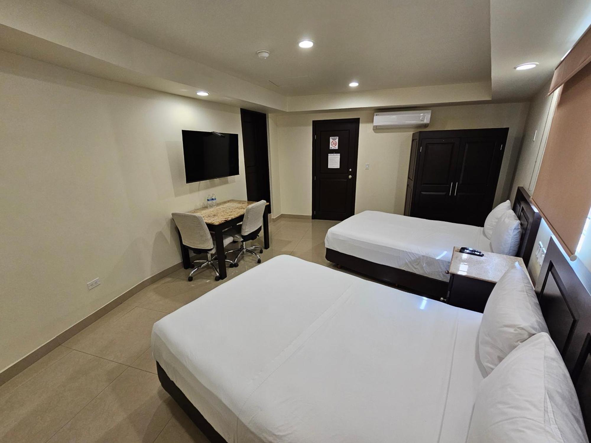 Hotel Maria Elena Cabo San Lucas Exteriör bild