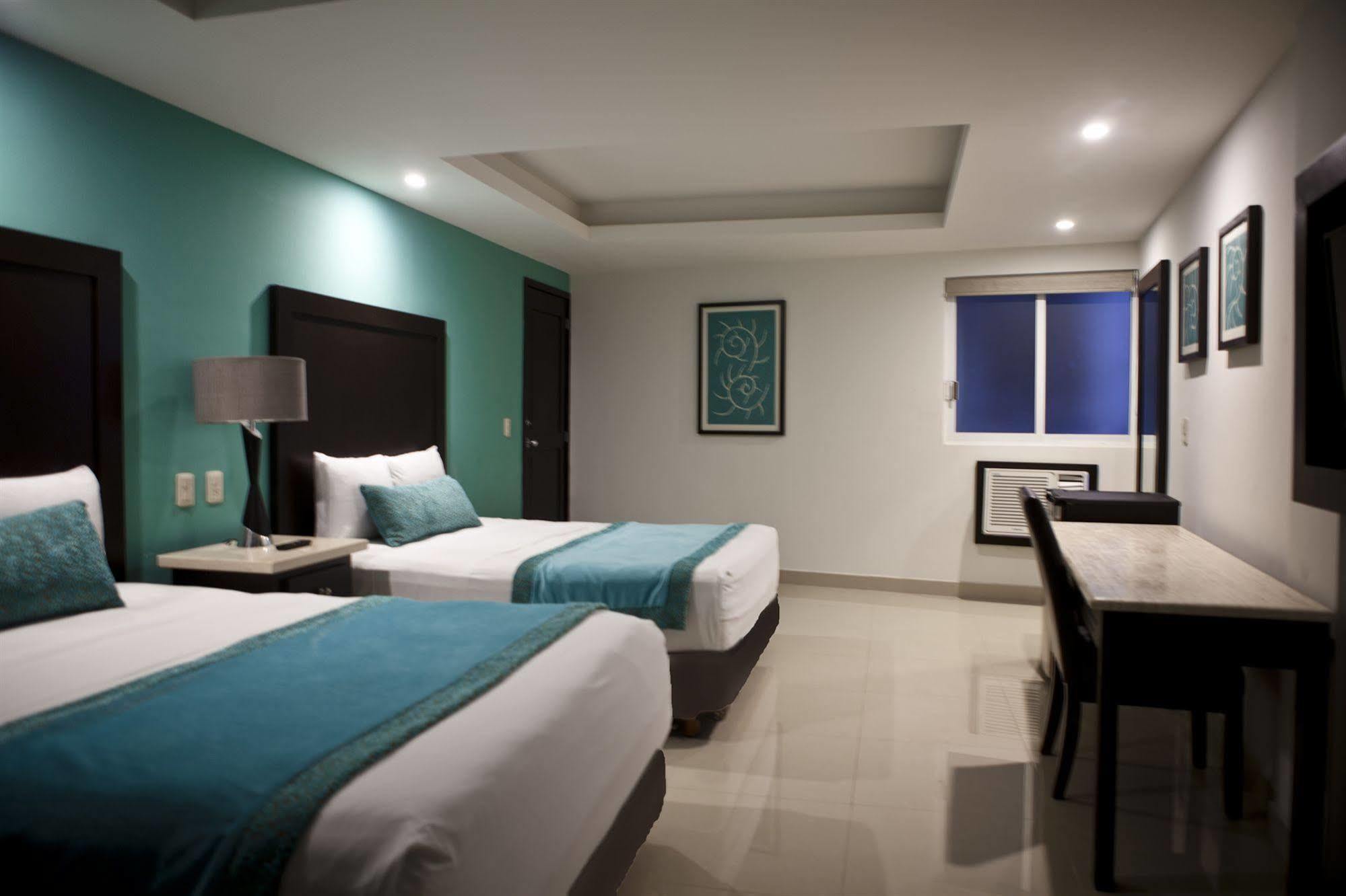 Hotel Maria Elena Cabo San Lucas Exteriör bild