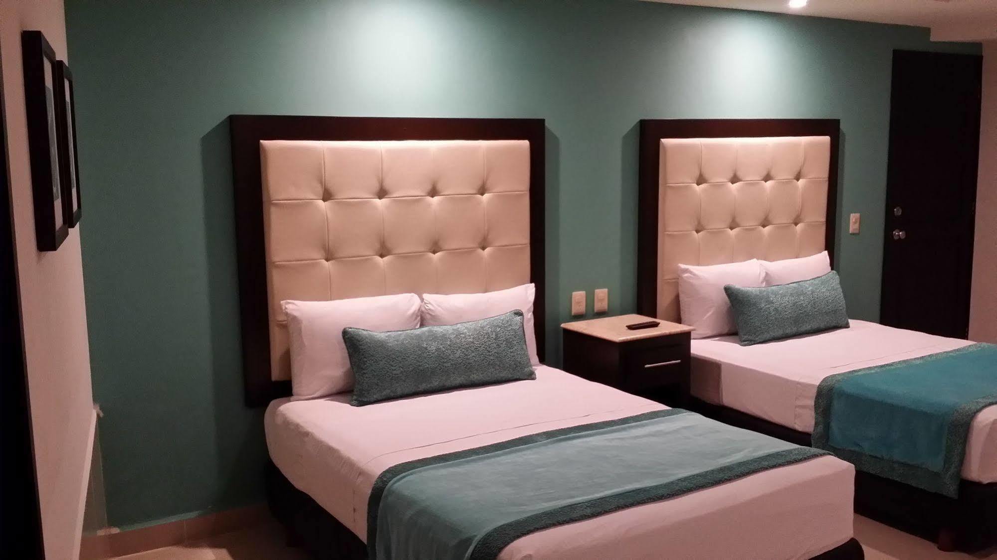 Hotel Maria Elena Cabo San Lucas Exteriör bild